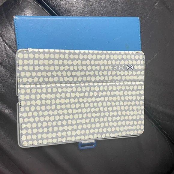 TABLET CASES set of 3 - Picture 3 of 6